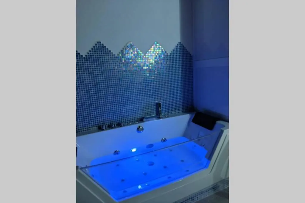 Jacuzzi Suite, Pakito Costa Adeje  Apartment Costa Adeje (Tenerife)